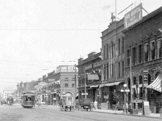 East side of Broadway, 1911