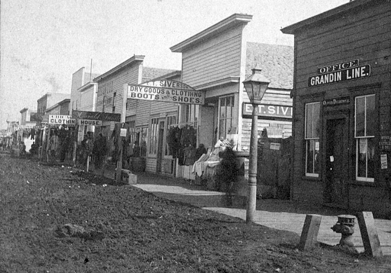 Front Street in 1879. 